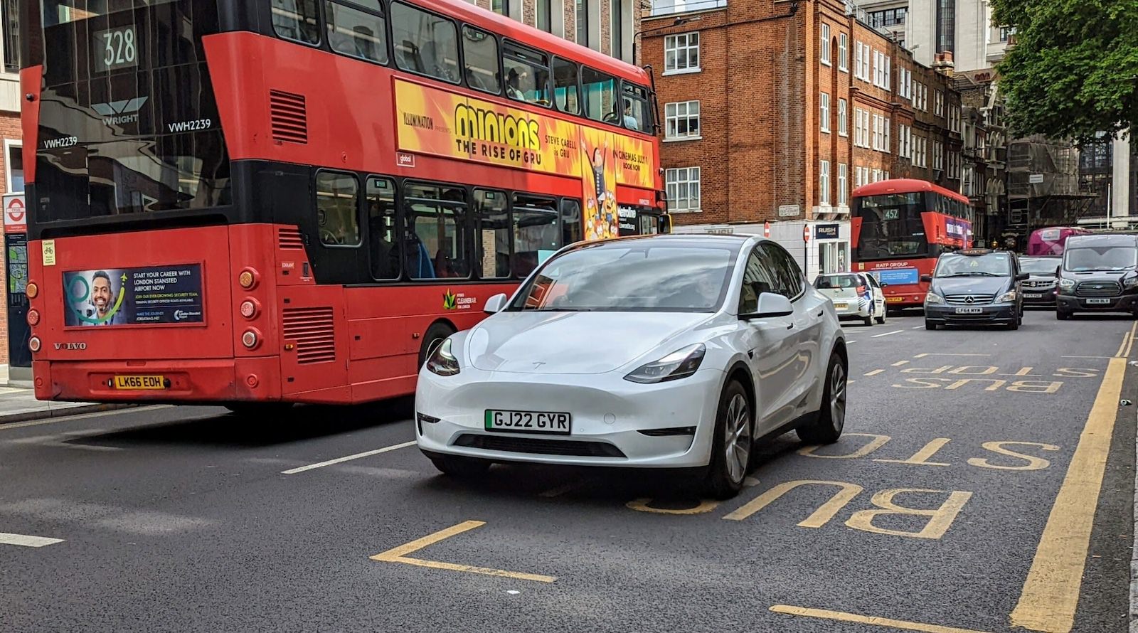 level-3-charging-in-the-uk-is-expensive,-which-can-raise-the-cost-of-driving-an-electric-car