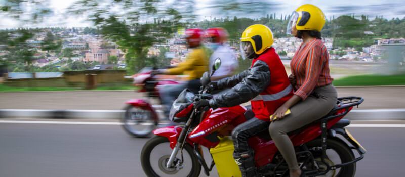 ampersand-&-crossboundary-energy-look-to-supercharge-kenya’s-e-mobility-transition-with-solar-charging-&-e-motorcycle-batteries