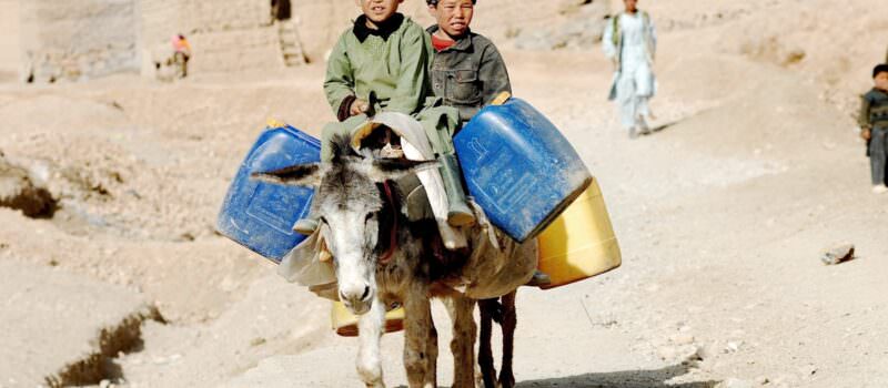 disease-and-malnutrition-stalk-water-scarce-afghanistan
